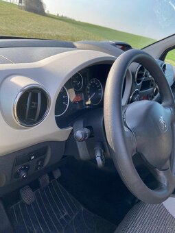 Peugeot partner tepee rok 2012 1,6 HDI 84Kw - 13
