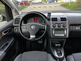 Volkswagen Touran 2.0 TDI 103kW DSG Xenony Šíbr ALU R18 Face - 13
