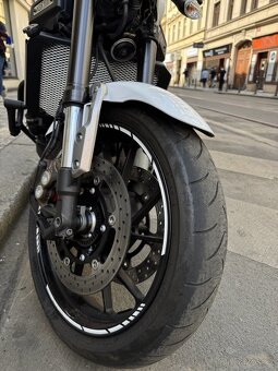 Yamaha XSR 900 2016 - 13