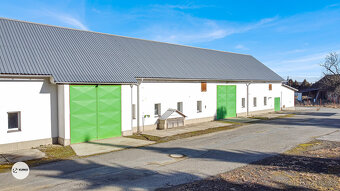 Výrobní, skladovací prostor na pozemku o výměře 19.464 m2 v  - 13