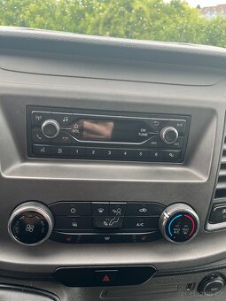 FORD CUSTOM DÍLNA LONG 20TDCi 96KW,R20,KLIMA,DPH,SERVIS FORD - 13