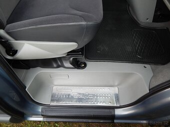 Renault Trafic 2.0 DCI-BLACK EDITION-ČR-76 000 KM-WEBASTO - 13