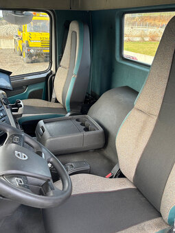 Prodám ramenový/řetězový nosič kontejnerů VOLVO FM EURO 6 - 13