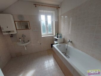 Prodej rodinné domy, 670 m2 - Královec, ev.č. TR13885 - 13
