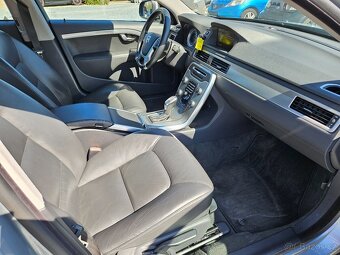 VOLVO V70 2.0 D4 120KW 5VÁLEC 2013 - 13