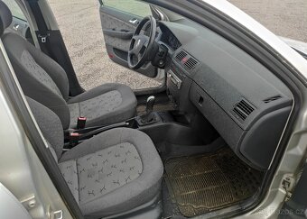 Škoda Fabia 1,4 55 kW kombi Elegance - 13