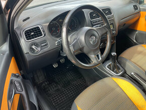 Nádherný VW POLO CROSS, 1.2 TSi 77 kW, 2011, Po servise - 13