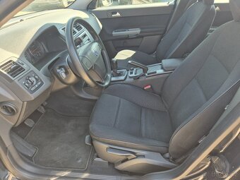 Volvo V50 1.6D,80KW,KLIMA,BEZ KOROZE,R.V.2010 - 13