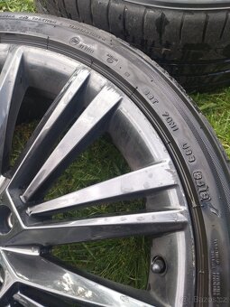 ALU Kola- originál Škoda, Superb III,5x112 R 19/ Canopus - 13