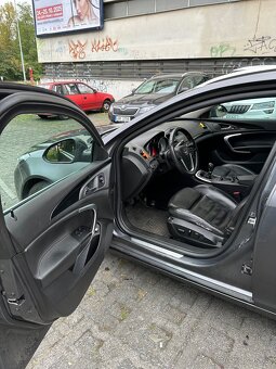 Opel Insignia 2.0D 118kw - 13