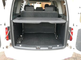 VW CADDY MAXI 2.0 TDI 110KW 7MÍST TAŽNÉ SERVIS - 13