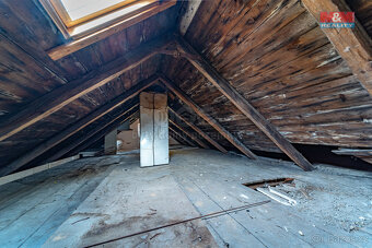 Prodej rodinného domu, 199 m², Plesná, ul. 5. května - 13