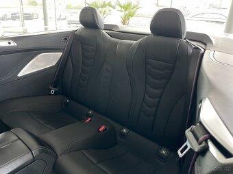 BMW M850i xDrive,Cabrio,Max.Výbava - 13