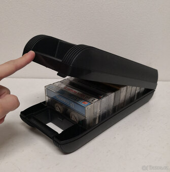 Plastové puzdro na audiokazety - 13