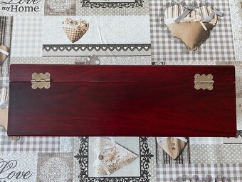 Nový dřevěný box na víno s příslušenstvím - 13