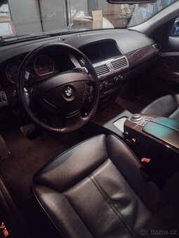 BMW 760i V12 e65 facelift nájezd jenom 105 859 km - 13