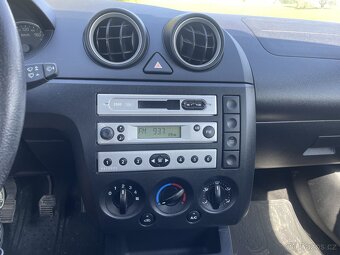 Ford Fiesta 1.4 TDCI 50 kw - původ ČR - 13