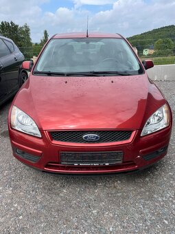 Ford Focus 1.6 benzin,Ghia,2007 - 13