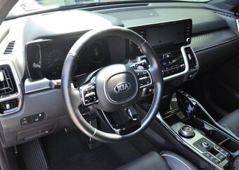 Kia Sorento 2.2CRDi SCR 4X4 8DCT TOP ZÁRUK - 13