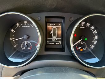 ► ŠKODA YETI 1,4 TSI DSG 4x4 - 110 KW PARK. SENZORY◄ - 13