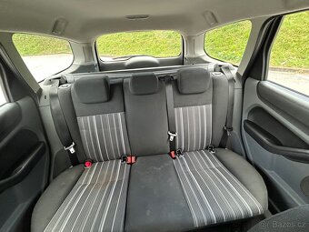 Prodám Ford Focus kombi, r.v. 2009, 1,6 74kW - 13