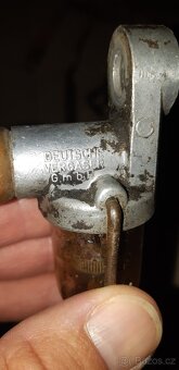 Spoustu starožitností z války na prodej - 13