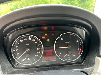BMW Řada 3 - 320d xDrive 130kw 2009 ČR - 13