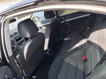 Škoda Octavia 2 facelift 1.6 TDI - 13