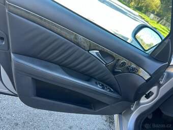 Mercedes-Benz E320 CDI Avantgarde - 13