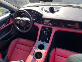 Porsche Taycan TURBO 2025 - 13