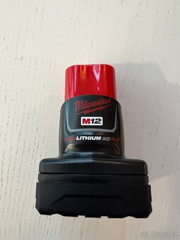 Milwaukee M12 HC Red- Lithium 4.0AH  Nově Batteries Na Prode - 13