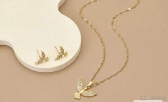 Dámské přívěsky s řetízkem - 13