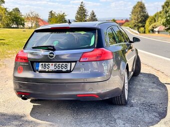 INSIGNIA A 2.0tdci 118Kw 2009 - 13