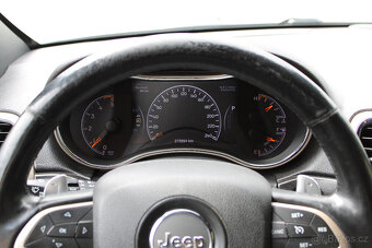 Jeep Grand Cherokee 3.0 CRDi / 184 kW / LIMITED / TAŽNÉ - 13
