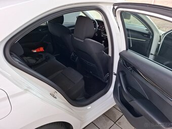 Škoda Octavia 2,0 TDI TOP - 13