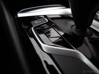 BMW 530d G31 SportLine Adaptive LED 135 387km - 13