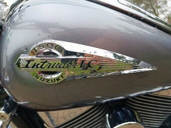 Suzuki VL1500 Intruder - 13