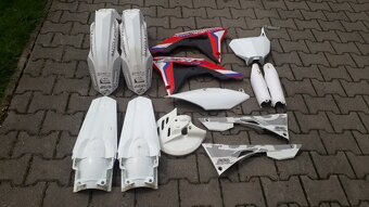 Plasty Honda cross - 13