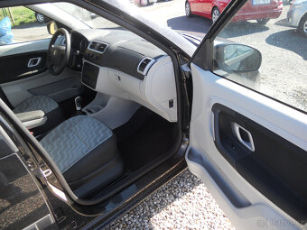 Škoda Roomster 1.6 16V 77Kw Style - 13