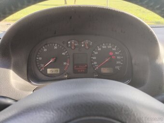 VW Golf IV 1.9 Tdi 66kw - 13