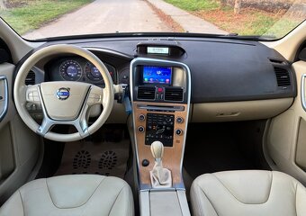 VOLVO XC60 2.4 D4 SUMMUM MANUÁL - 13