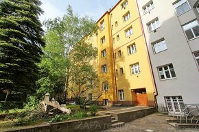 Prodej družstevního bytu 1+1 52 m2 Praha 10 Vysočany - 13