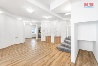 Pronájem bytu 4+1, 80 m², Liberec, ul. Růžová - 13