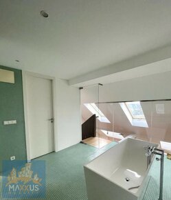 Pronájem nezařízeného bytu 3+1 s terasou (130 m2), Praha 7 - - 13