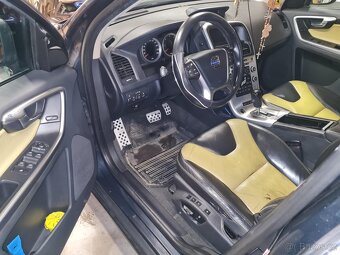 Volvo XC60 2,4 D5 automat Summum 151kw 205 koní r.v. 2010 - 13