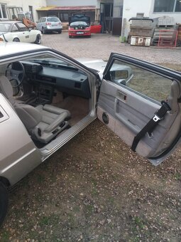 Prodám Mitsubishi Starion 2,0i turbo ECI - 13