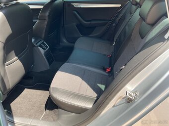 Škoda Octavia Combi STYLLE 2.0l diesel rok 2016 Navi Alu Top - 13