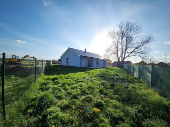 Prodej rodinného domu 138 m², pozemek 563 m², Lužec n.Cidl. - 13