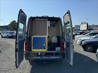 Obytný renault Master - 13