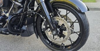 Harley Davidson Road Glide Special 2020 - 13